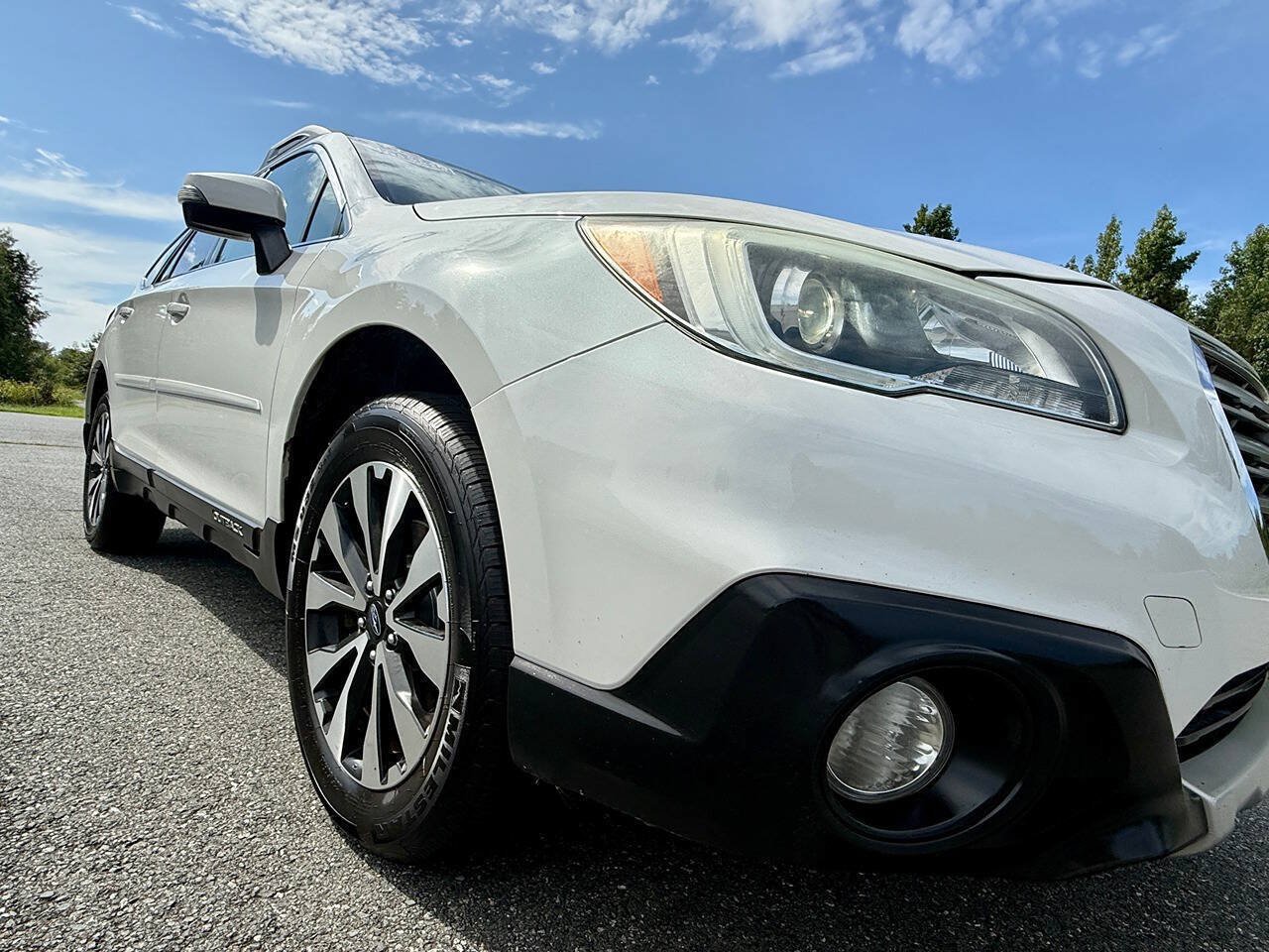 Used 2016 Subaru Outback 3.6R Limited AWD/4WD image 15