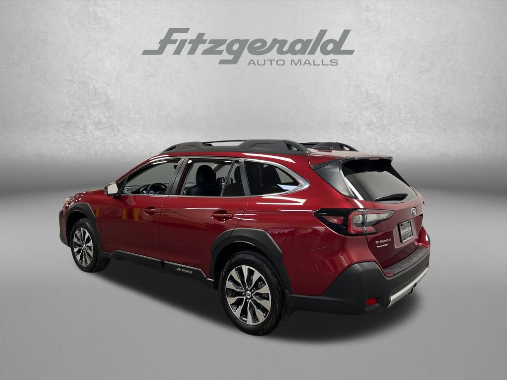 Used 2025 Subaru Outback Limited AWD/4WD image 3