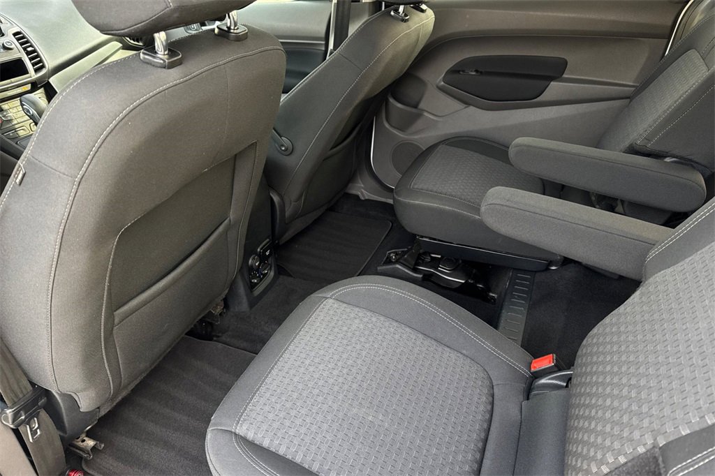 Used 2021 Ford Transit Connect XLT image 13