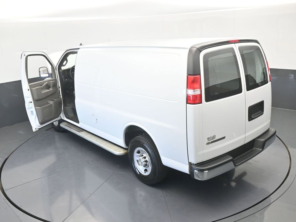 Used 2024 Chevrolet Express 2500 w/ Driver Convenience Package image 58