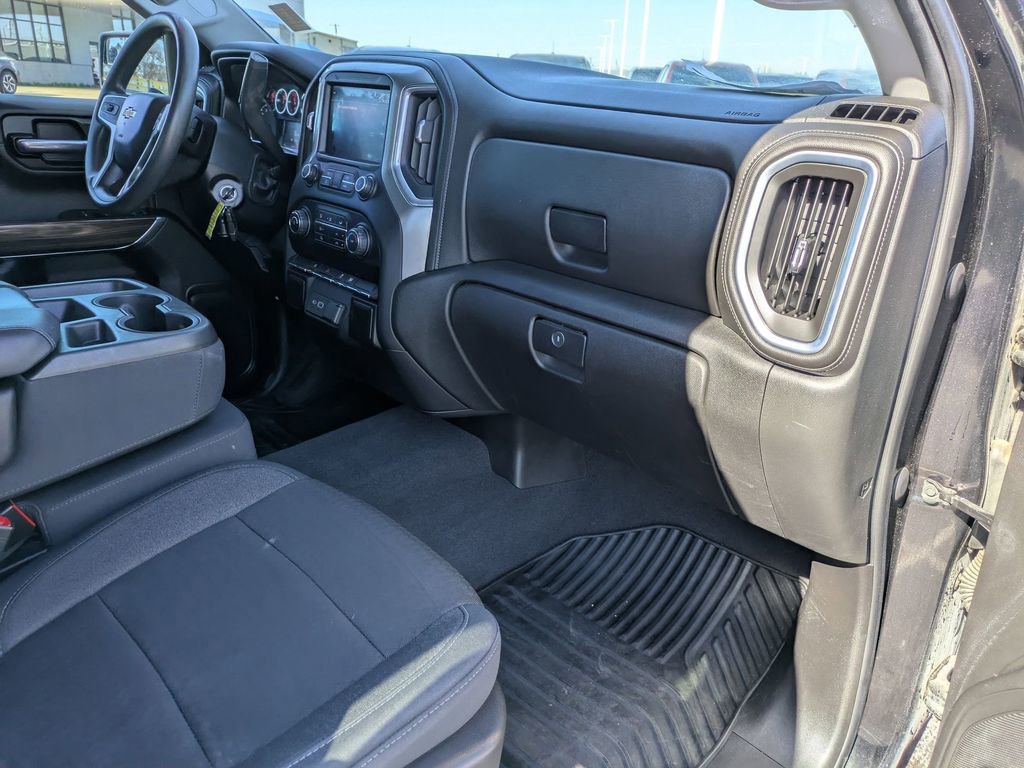 Used 2020 Chevrolet Silverado 1500 LT image 26
