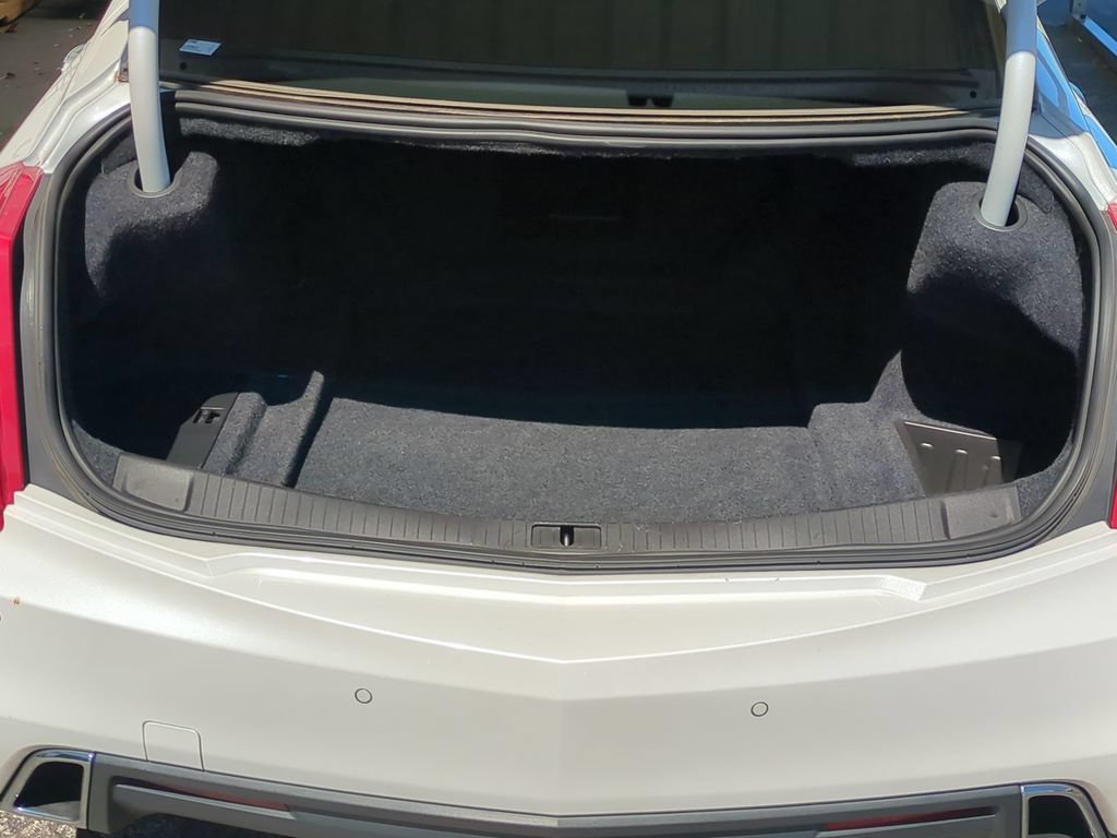 Used 2018 Cadillac CTS Luxury RWD image 31