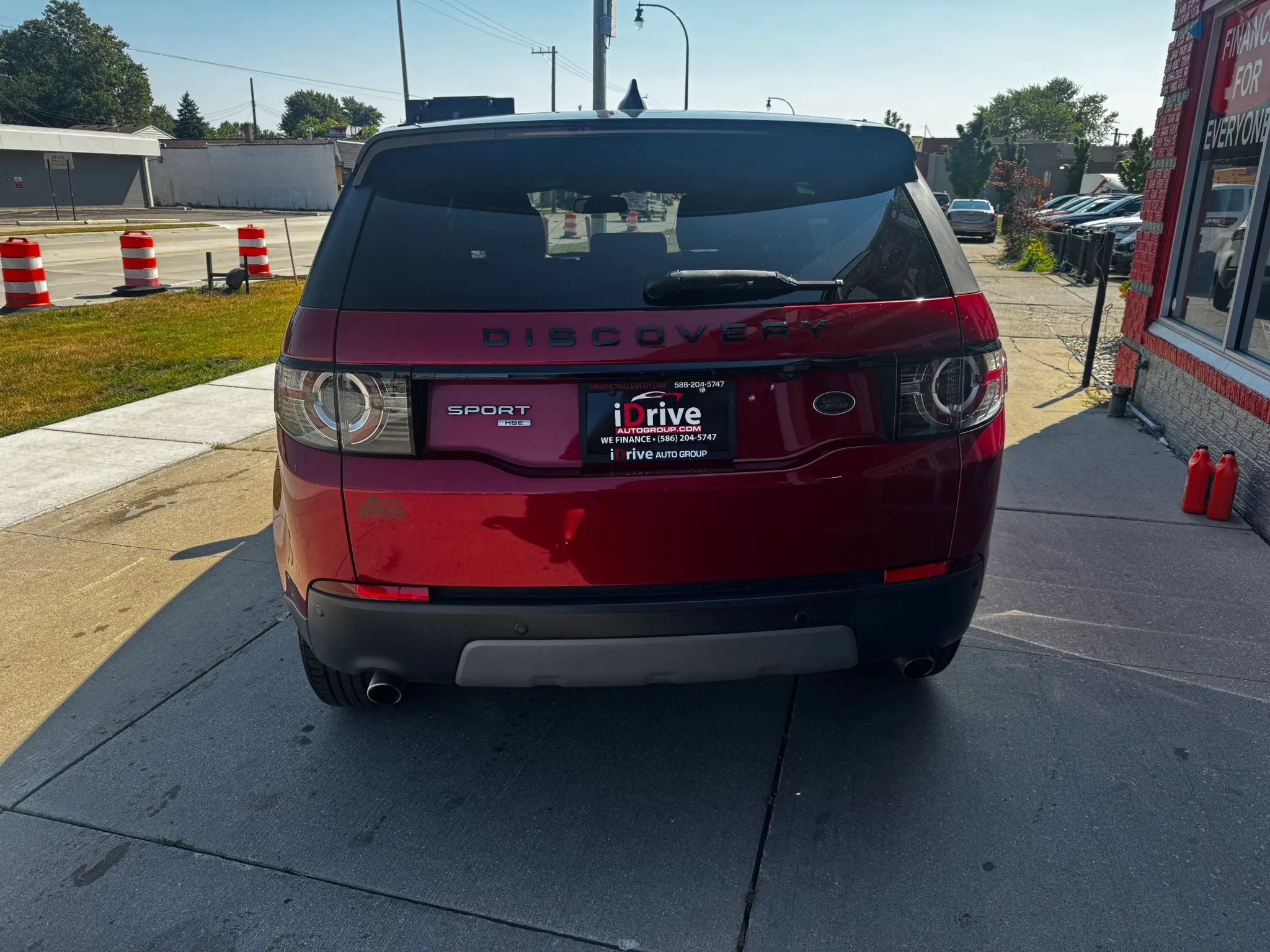 Used 2018 Land Rover Discovery Sport HSE AWD/4WD image 6