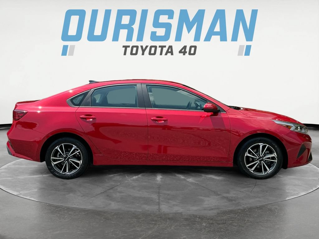 Used 2024 Kia Forte LXS FWD image 8