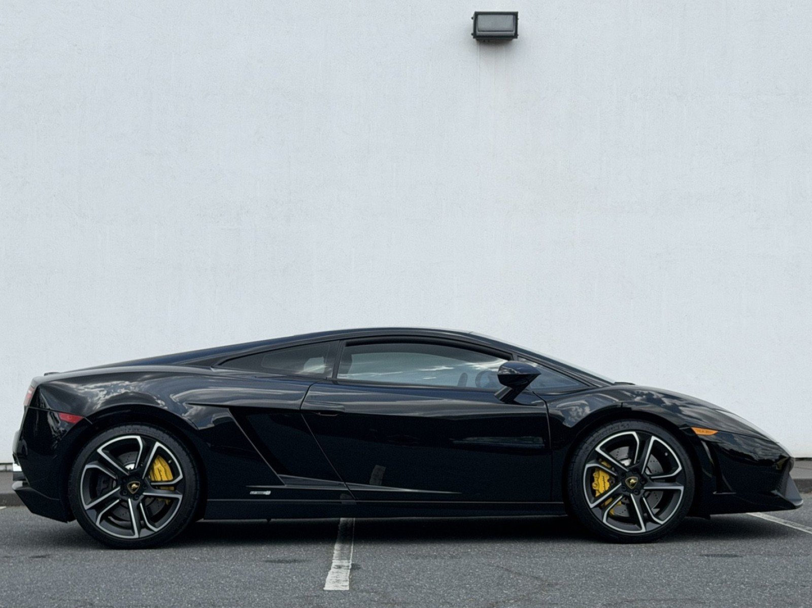 Used 2013 Lamborghini Gallardo LP 550-2 RWD image 8