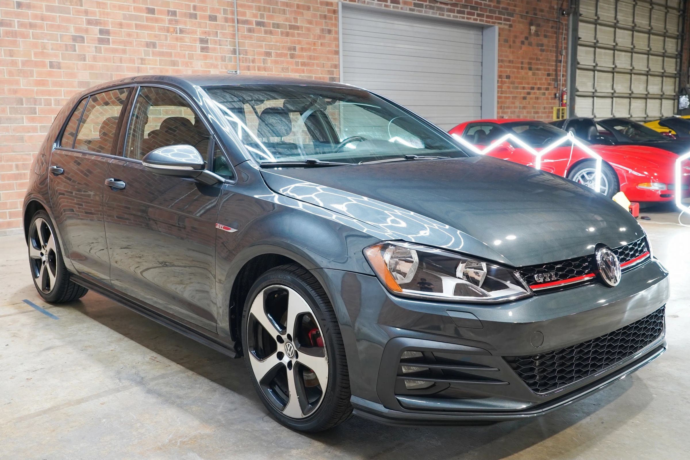 Used 2017 Volkswagen GTI S FWD image 20