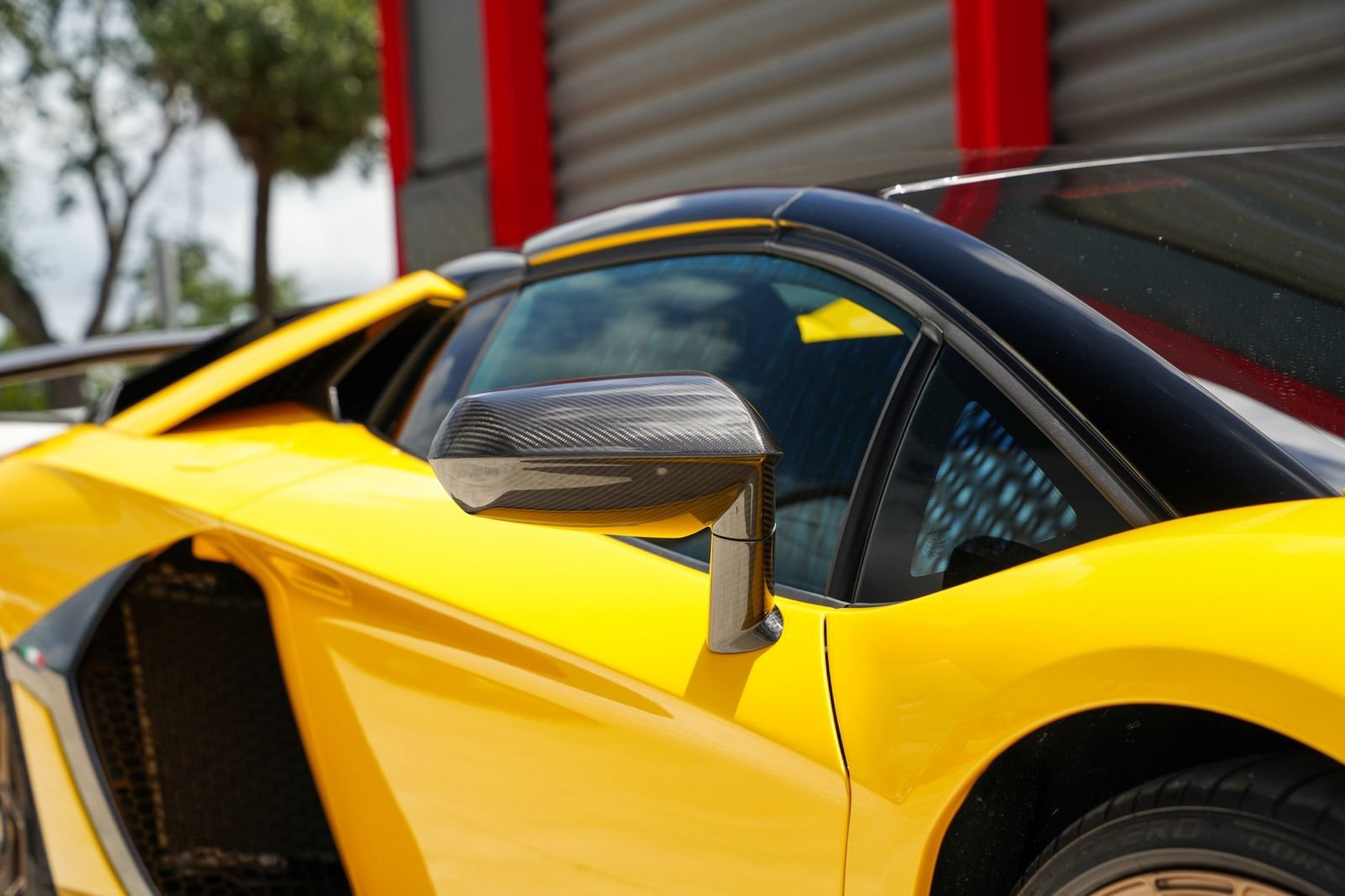 Used 2021 Lamborghini Aventador SVJ AWD/4WD image 6