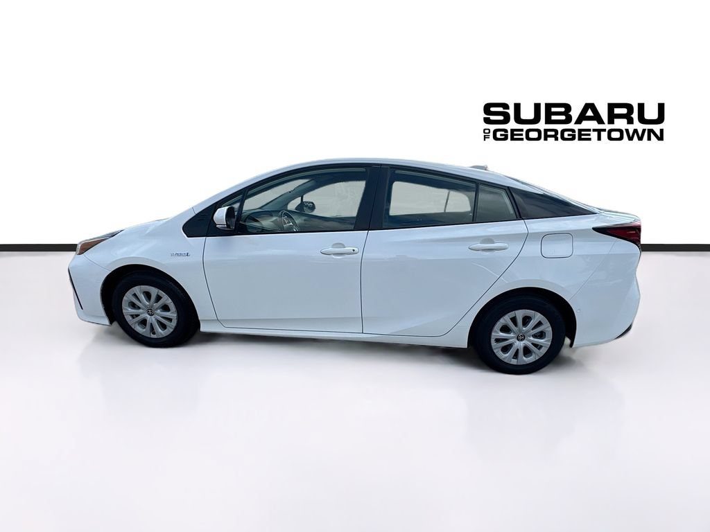 Used 2022 Toyota Prius LE FWD image 4
