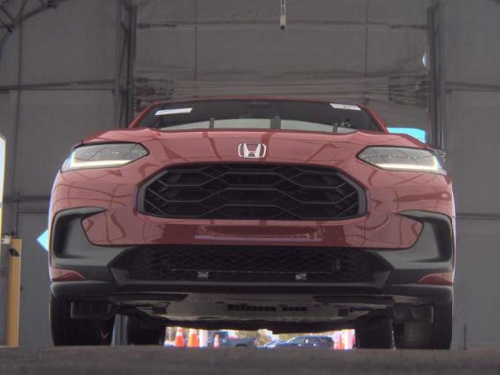 Used 2023 Honda HR-V Sport image 3