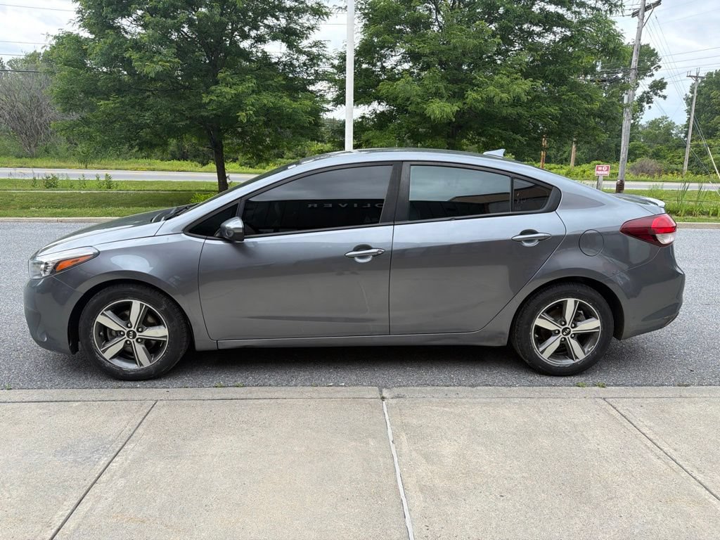 Used 2018 Kia Forte S FWD image 4