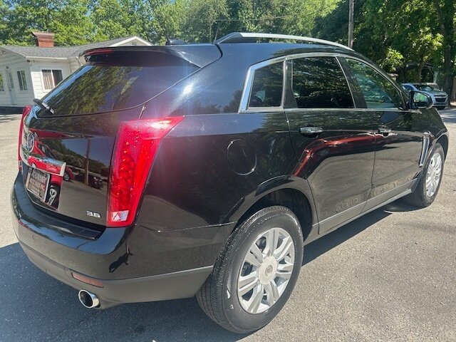 Used 2016 Cadillac SRX Luxury w/ Driver Awareness Package FWD image 5