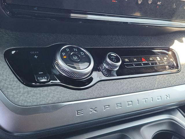 New 2026 Ford Expedition Tremor AWD/4WD image 10