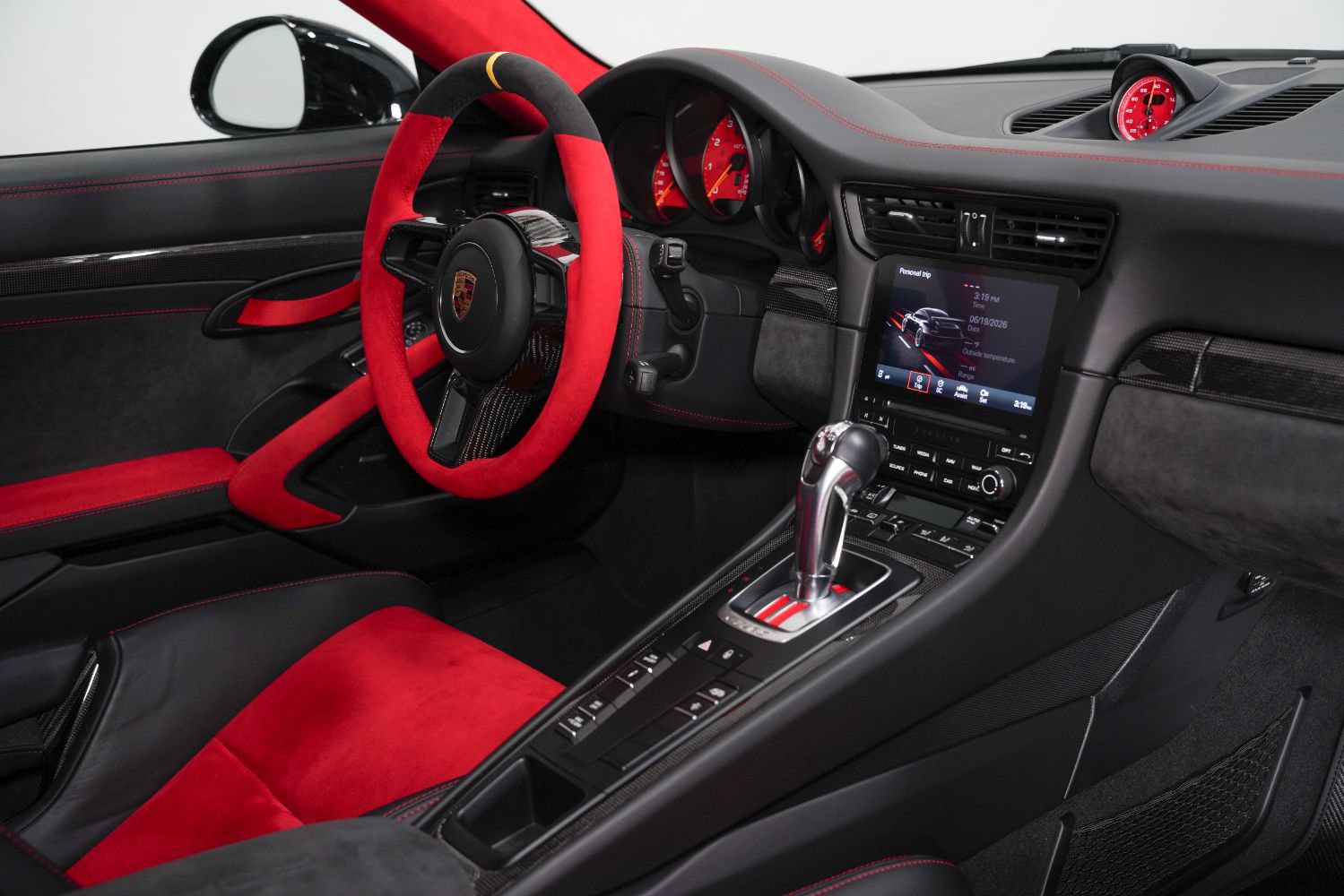 Used 2019 Porsche 911 GT2 RS RWD image 36