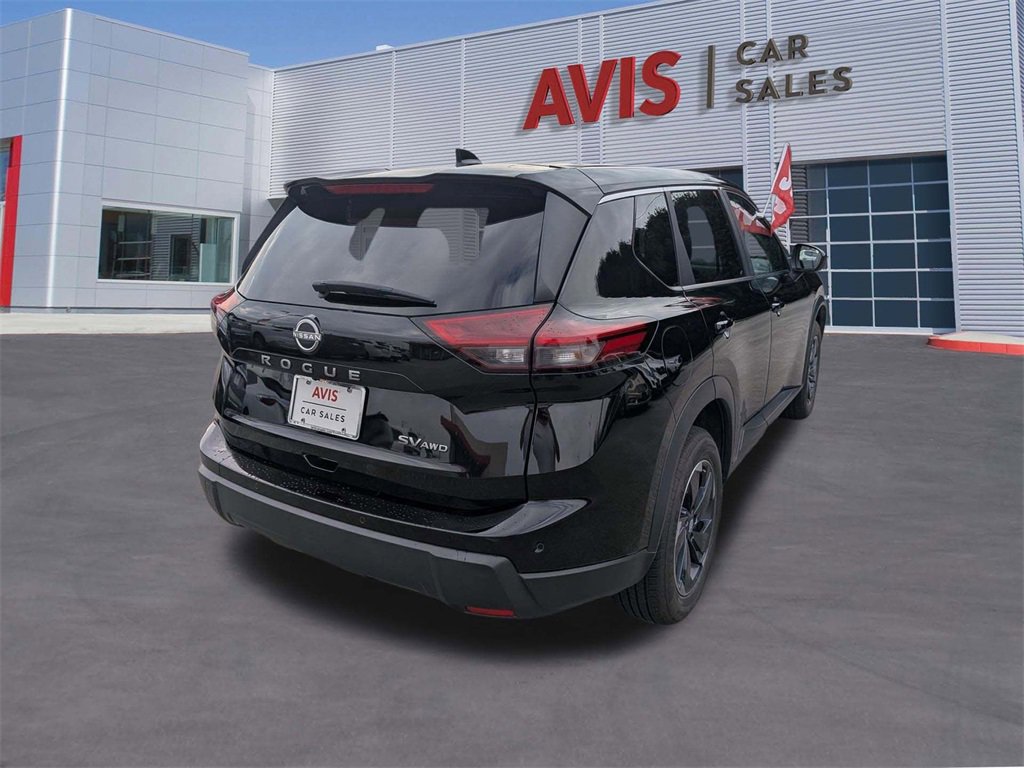 Used 2024 Nissan Rogue SV image 6