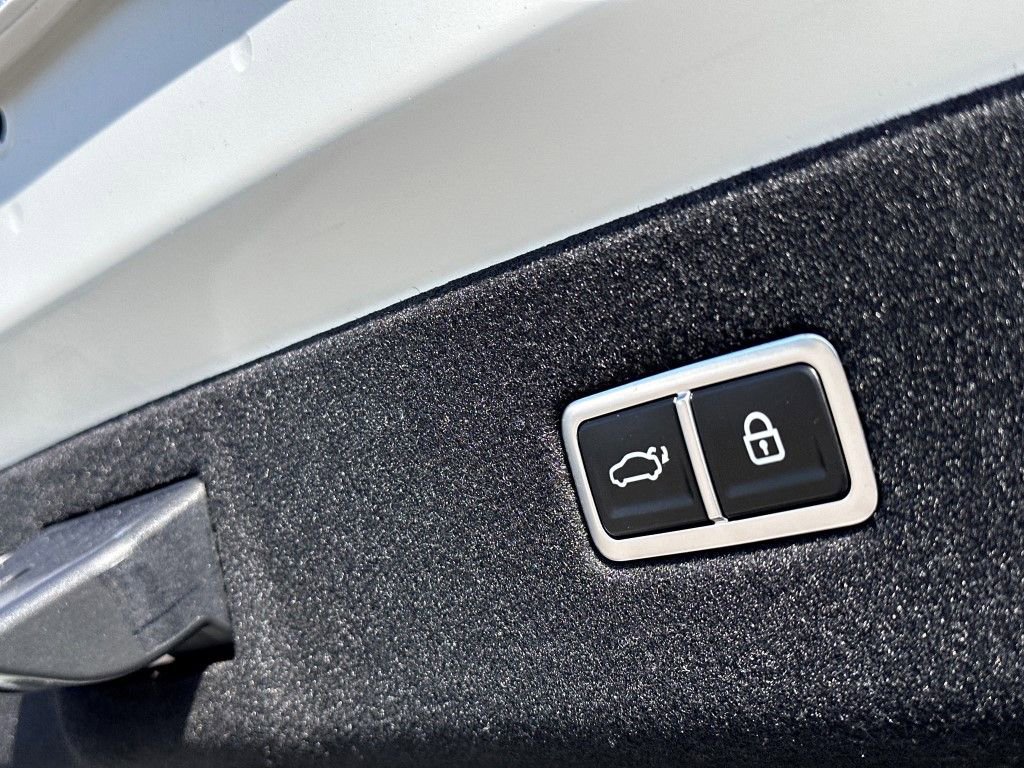 New 2024 Hyundai Ioniq 6 SEL image 9