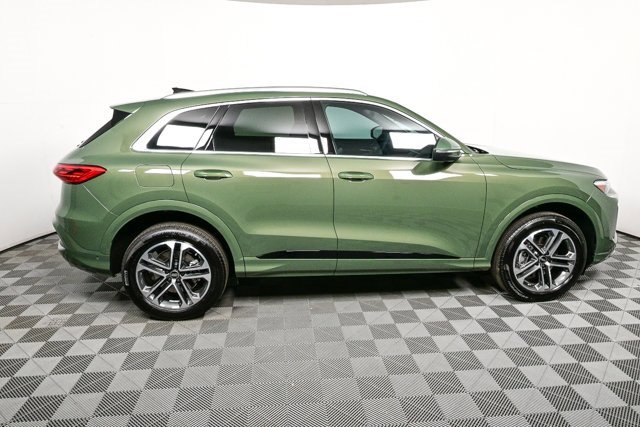 New 2025 Audi Q5 Premium Plus image 2