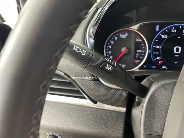 Certified 2023 Chevrolet Traverse Premier FWD image 15