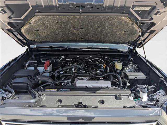 Used 2025 Toyota 4Runner Limited AWD/4WD image 16