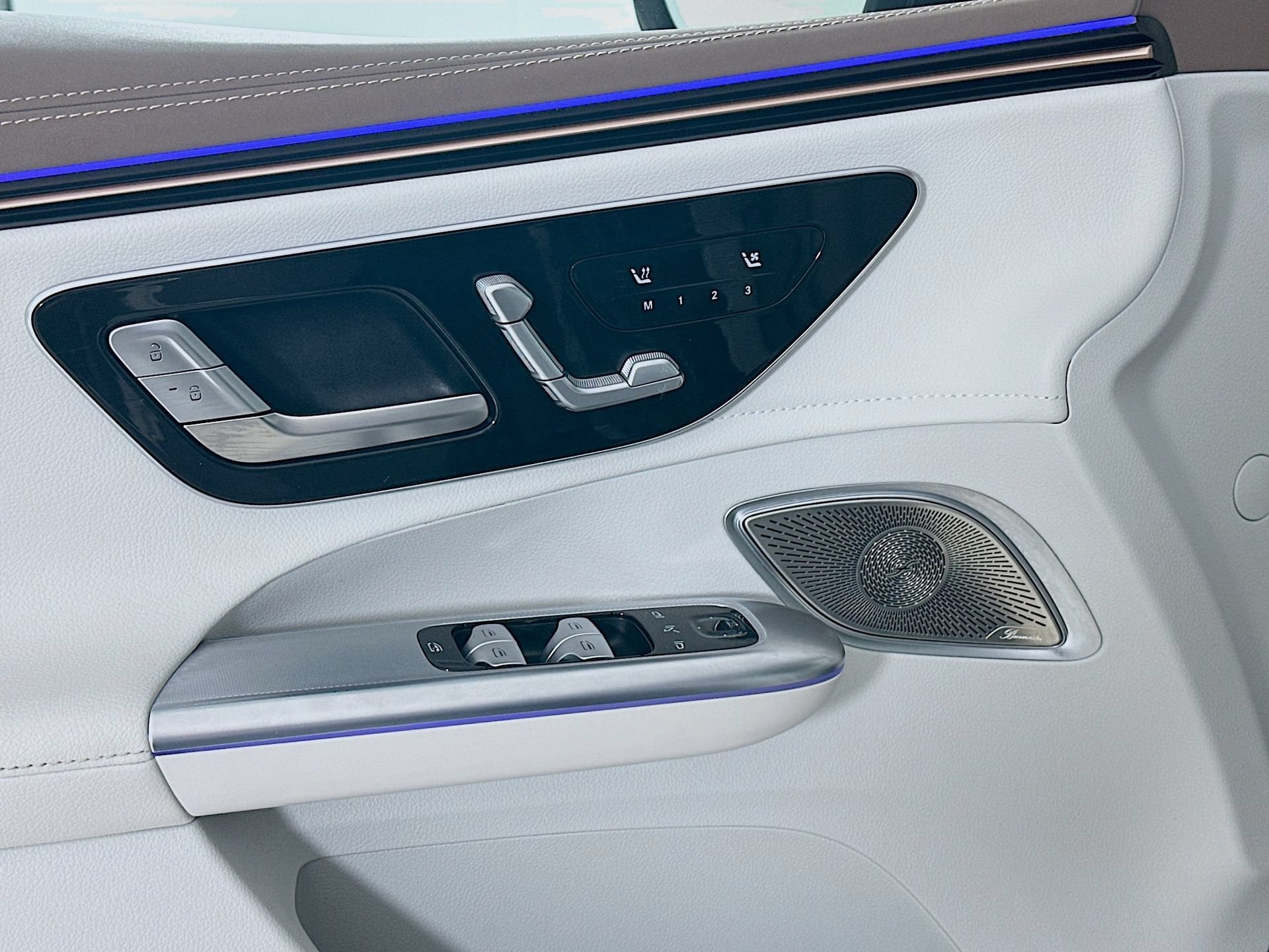 Certified 2023 Mercedes-Benz EQE 350+ 4MATIC SUV image 19