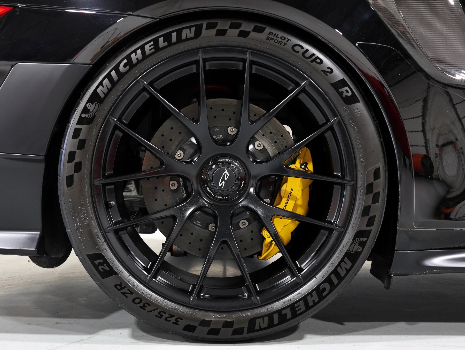 Used 2018 Porsche 911 GT2 RS RWD image 80