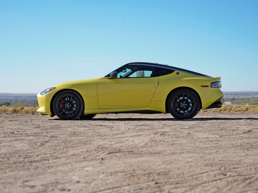 Used 2024 Nissan Z Performance w/ Floor Mat Package image 9