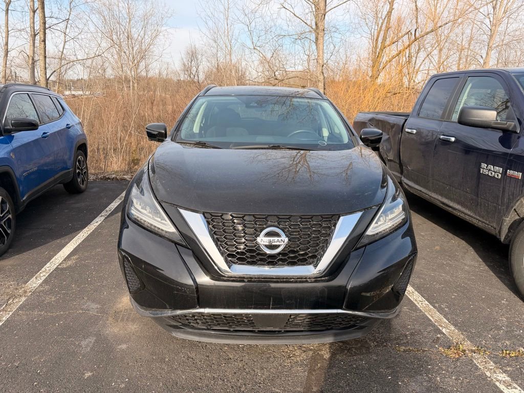 Used 2020 Nissan Murano SV image 2