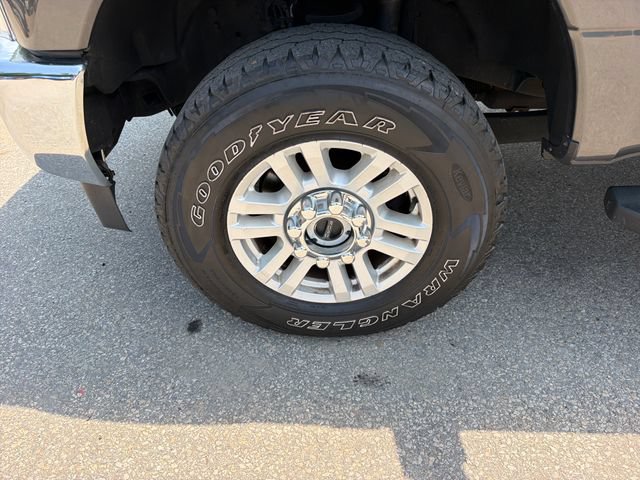 Used 2019 Ford F250 XLT w/ Snow Plow Prep Package AWD/4WD image 32