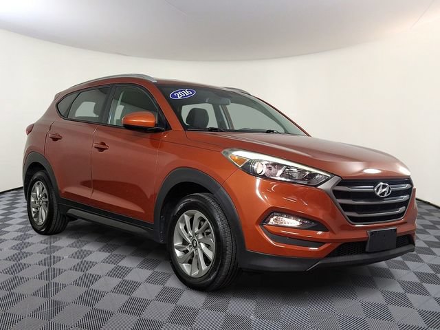 Used 2016 Hyundai Tucson SE w/ Option Group 02 AWD/4WD image 1