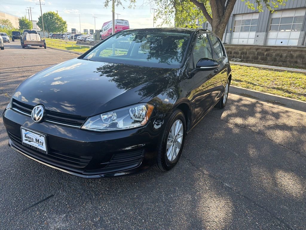 Used 2016 Volkswagen Golf S image 7