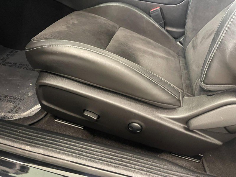 Used 2023 Dodge Challenger R/T w/ T/A Package image 17