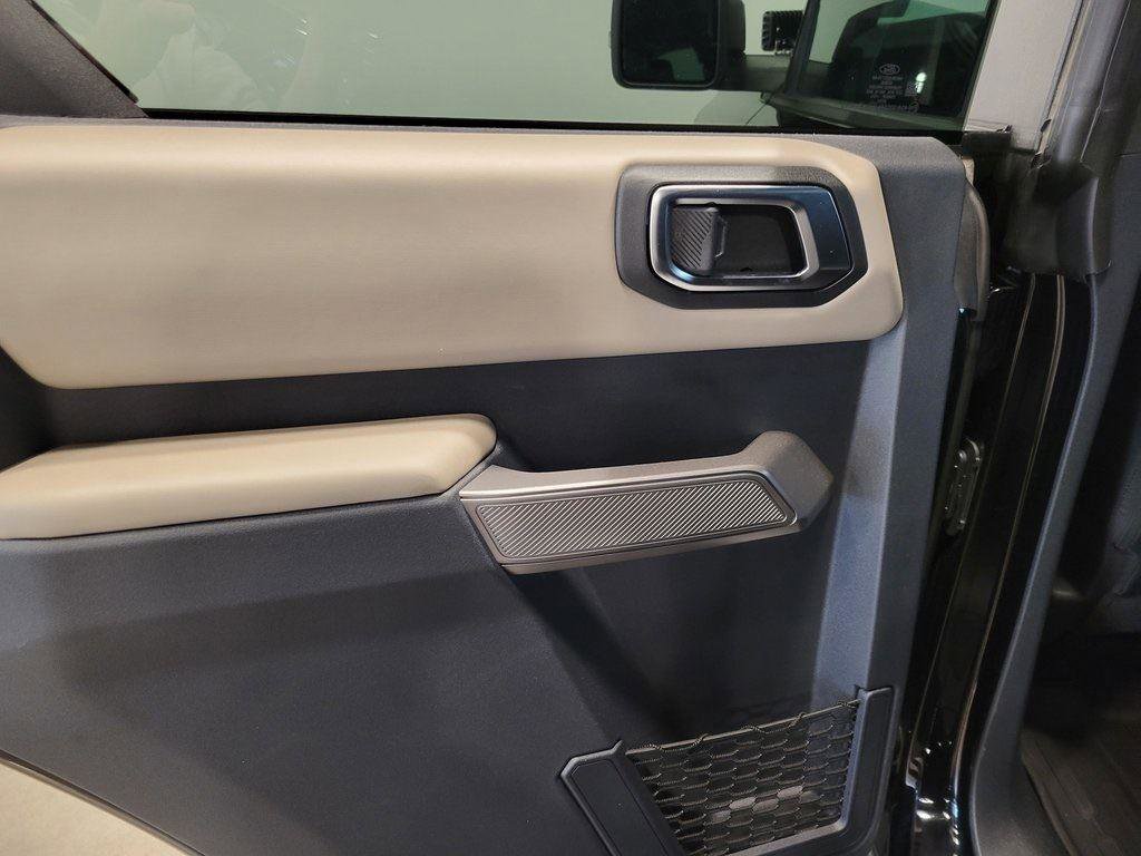 Used 2022 Ford Bronco Wildtrak image 24