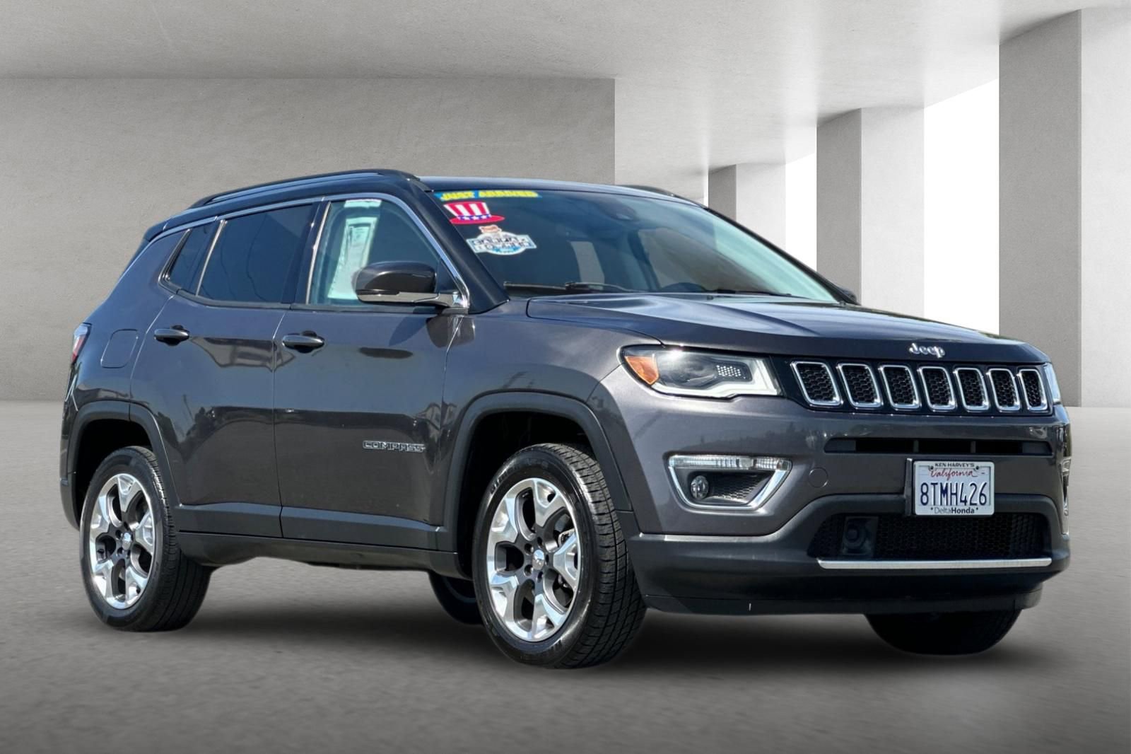 Used 2019 Jeep Compass Limited w/ Advanced Safety Group AWD/4WD image 2