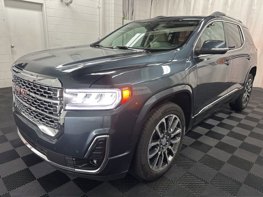 Used 2020 GMC Acadia Denali w/ LPO, Floor Liner Package image 2