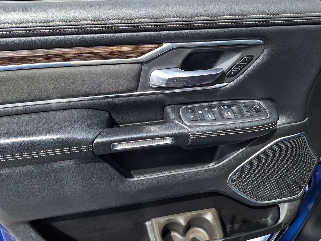 Used 2019 RAM 1500 Laramie image 9