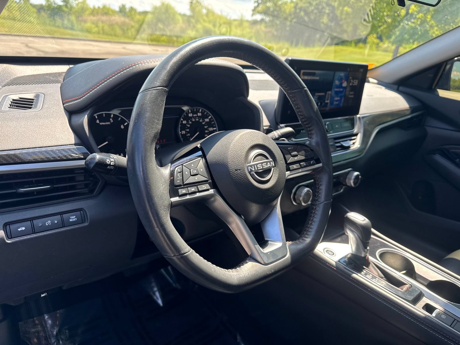 Used 2023 Nissan Altima 2.5 SR w/ SR Premium Package AWD/4WD image 31