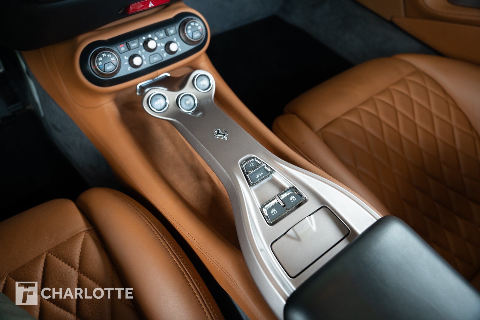 Used 2012 Ferrari California RWD image 30