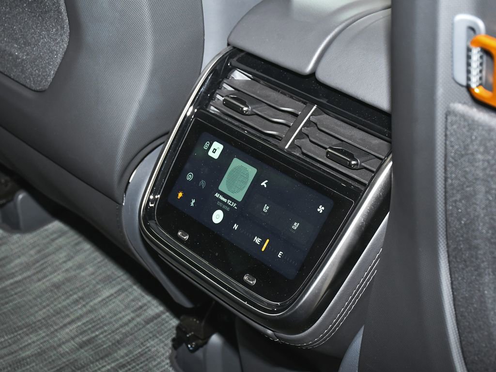 Used 2022 Rivian R1S Launch Edition image 45