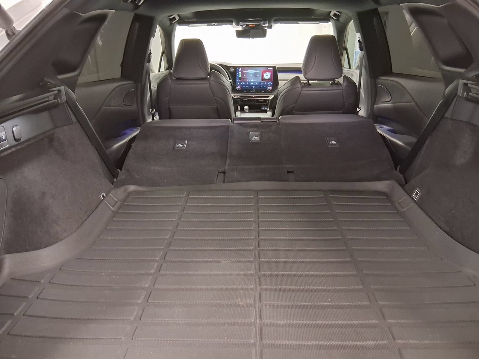 Used 2023 Lexus RX 350 F Sport w/ Cold Area Package AWD/4WD image 7
