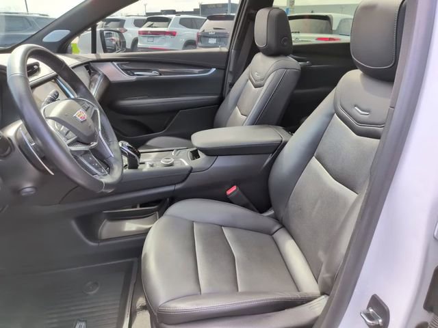 Used 2023 Cadillac XT5 Sportv w/ LPO, Floor Liner Package image 16
