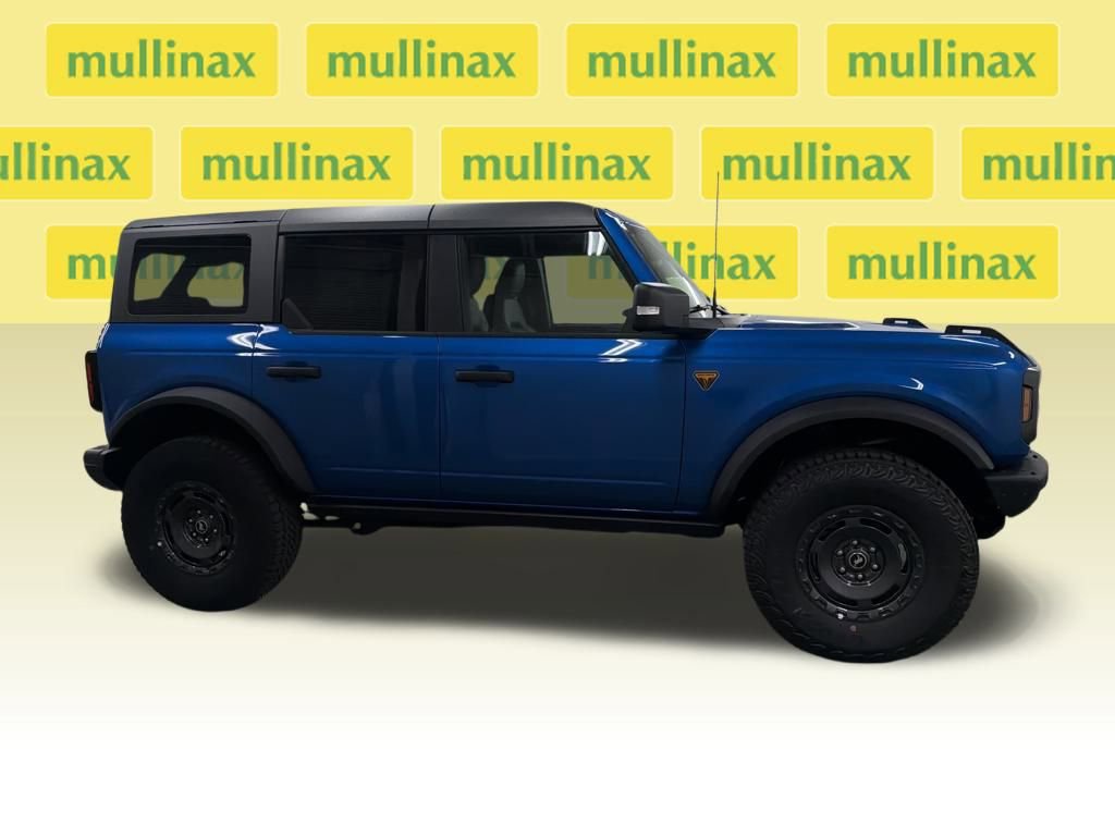 New 2025 Ford Bronco Badlands image 2