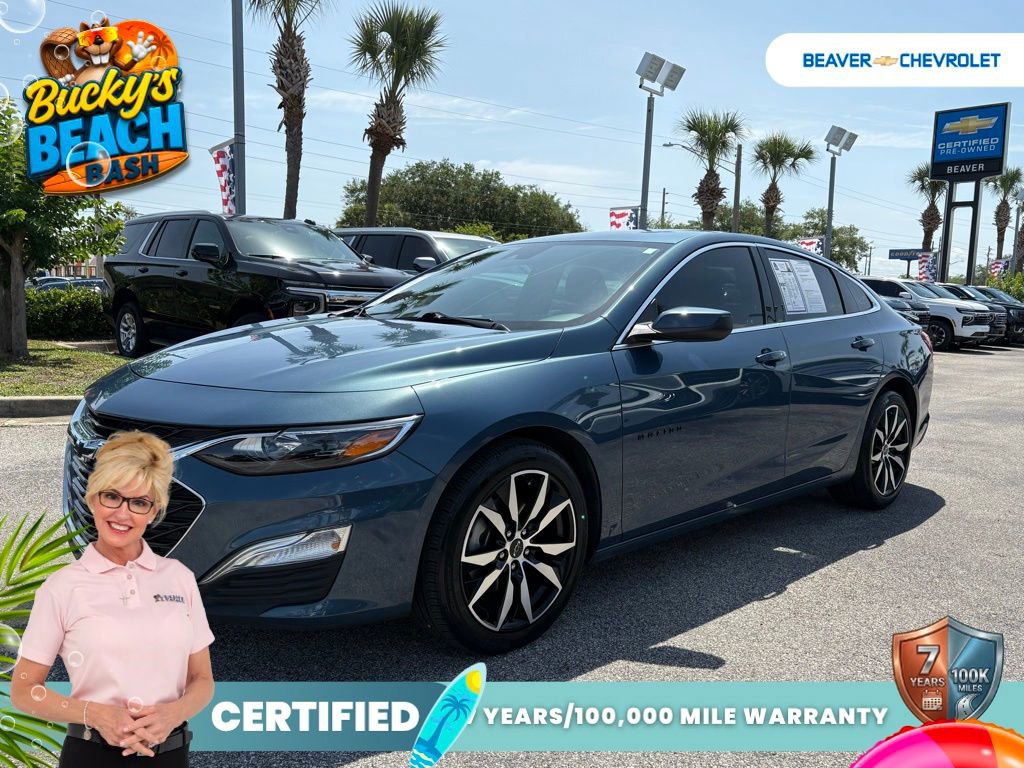 Used 2025 Chevrolet Malibu RS FWD image 1
