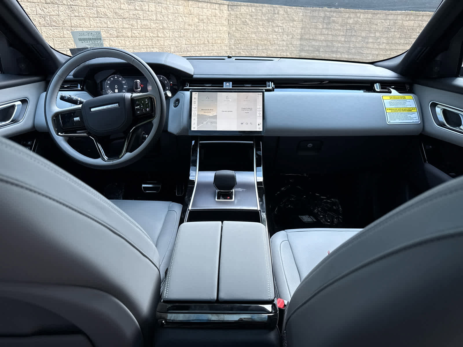 New 2026 Land Rover Range Rover Velar Dynamic SE image 8