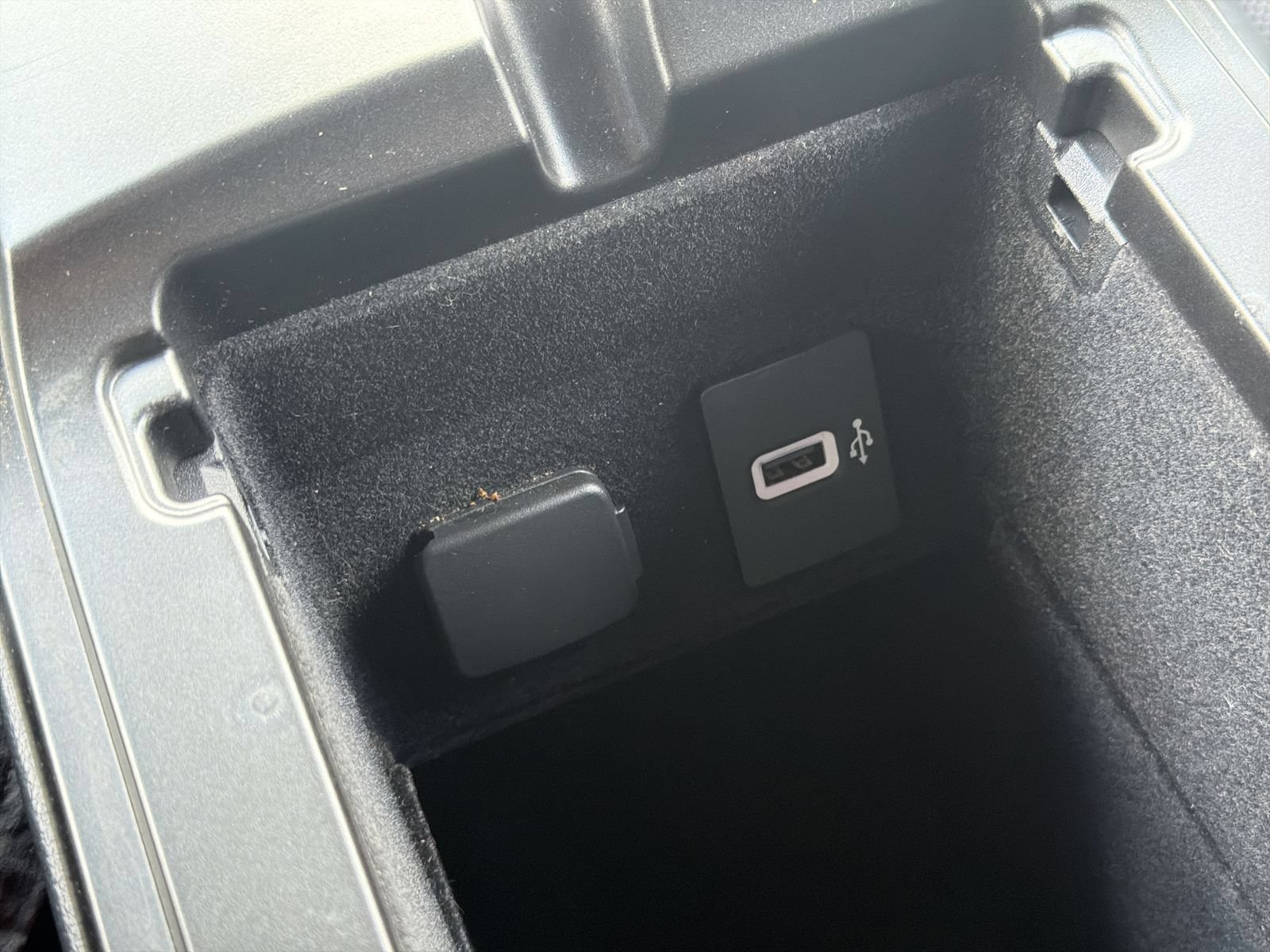 Used 2019 Lincoln Nautilus Select AWD/4WD image 32