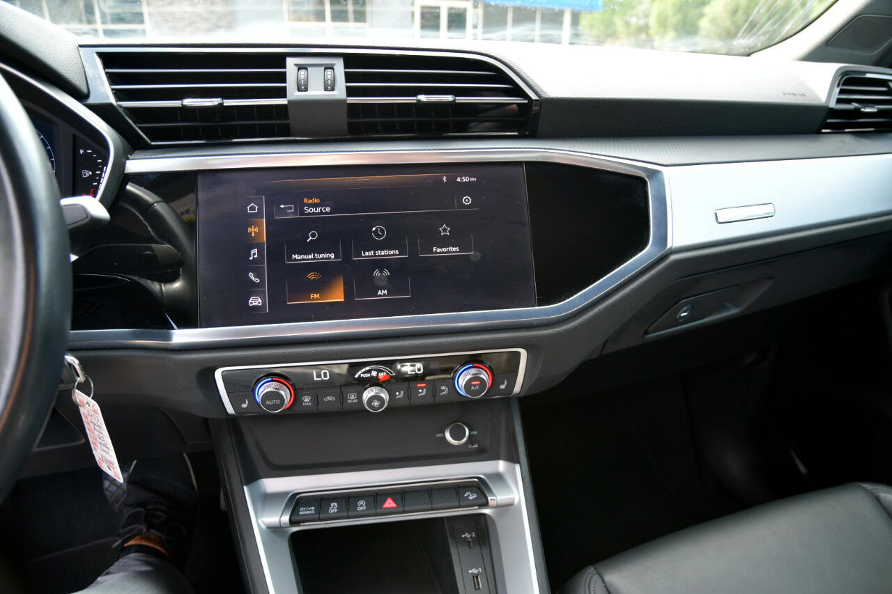 Used 2020 Audi Q3 2.0T Premium image 22