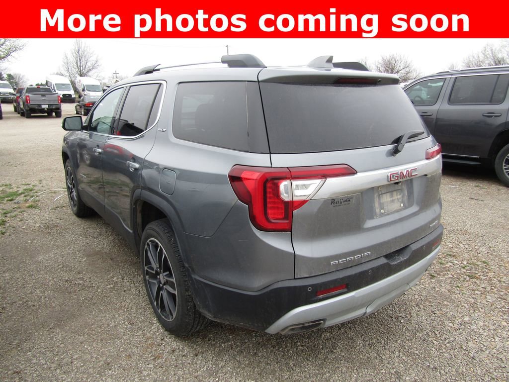 Used 2021 GMC Acadia SLT w/ Premium Package image 3