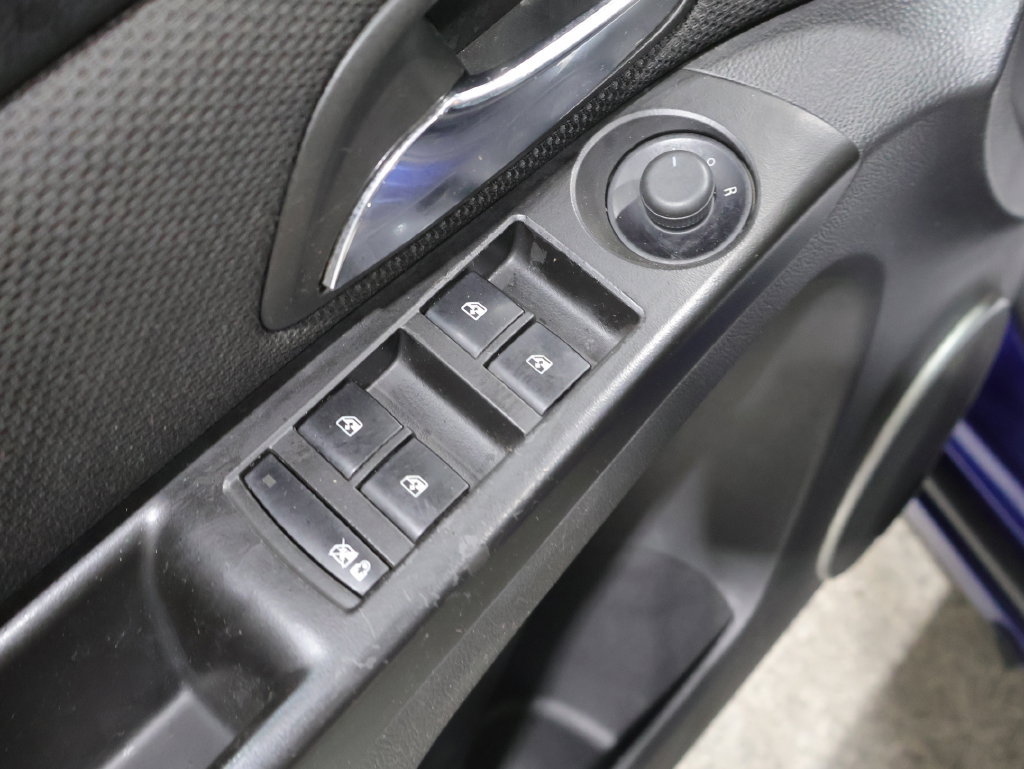 Used 2012 Chevrolet Cruze LT w/ All-Star Edition FWD image 23