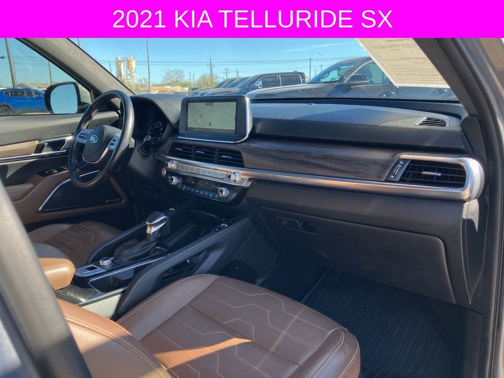 Used 2021 Kia Telluride SX w/ SX Prestige Package image 12