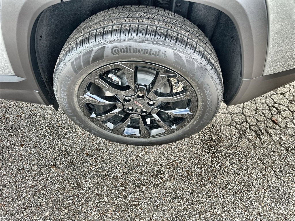 New 2026 GMC Terrain Elevation w/ Black Edition image 12