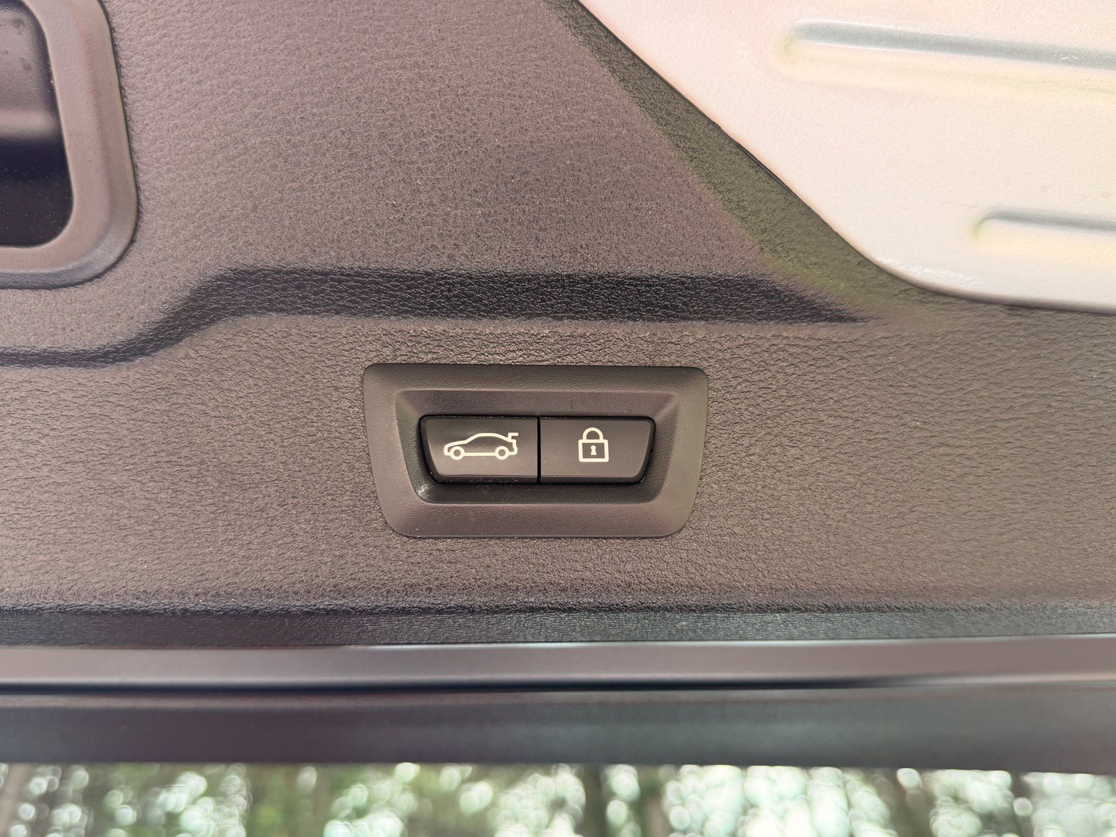 Used 2018 BMW X5 M AWD/4WD image 18