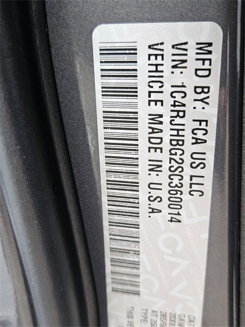 New 2025 Jeep Grand Cherokee Limited w/ Black Appearance Package image 29